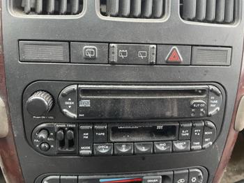 2002 chrysler town-and-country ex--touring-edition with 145628 miles for sale near elk-river, minnesota c4b3bdfe0f824ee799413ec89feb0262.jpg