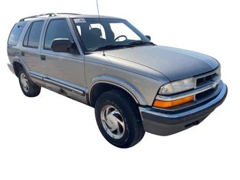 2000 chevrolet blazer ls-4-door-4wd for sale near elk-river, minnesota c510b0e38a98427d8b81e77589f6bea9.jpg