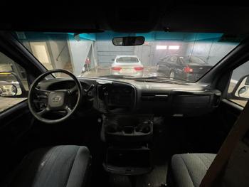 2000 chevrolet express with 344483 miles for sale near elk-river, minnesota c51f8e5ba462467cbb499f702512ee61.jpg