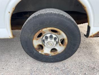 2006 chevrolet express 3500-extended-cargo with 260515 miles for sale near elk-river, minnesota c5326cad4f3d4338bad722042ef14c96.jpeg