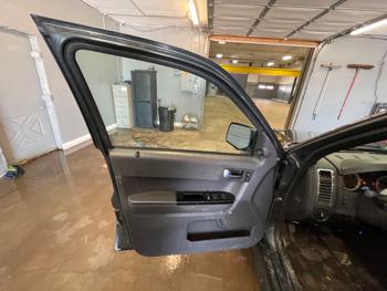 2009 ford escape limited-fwd-v6 with 195306 miles for sale near elk-river, minnesota c55a7430a0d24f02936a0ec233f36118.jpeg