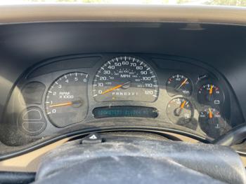 2006 chevrolet suburban 1500-4wd with 216944 miles for sale near elk-river, minnesota c57bb62e91a54e3094565c0eb2b196fe.jpeg