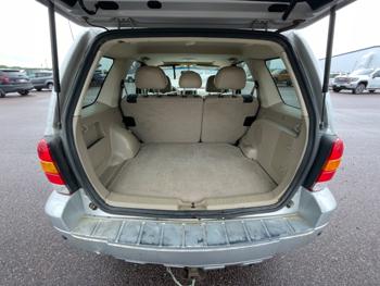 2006 ford escape limited-4wd with 213037 miles for sale near redwood-falls, minnesota c66143aaac904615bb39f29414a2aae2.jpeg
