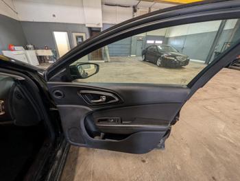 2016 chrysler 200 limited with 170995 miles for sale near elk-river, minnesota c73ef2fe75fc4b3298d3a7f5959c27df.jpg