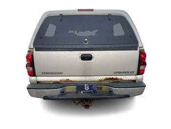 2005 chevrolet silverado-1500 ls-crew-cab-4wd with 291163 miles for sale near fridley, minnesota c85ed60c43b542aaa5b9cc4e95bec95c.jpg