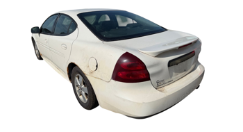 2006 pontiac grand-prix base with 237218 miles for sale near elk-river, minnesota c91dccd79a684e9f8aaa699075aeb424.png