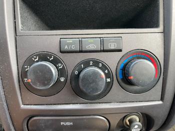 2005 hyundai elantra gls-4-door with 171647 miles for sale near elk-river, minnesota c938449157a147b495b1618f0e212fd7.jpeg