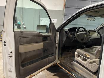2009 ford f-150 xl with 174980 miles for sale near elk-river, minnesota c963c807c266419baaad1408d55d02ee.jpg