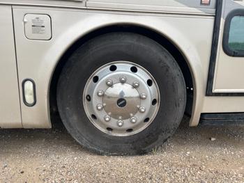 2006 freightliner x-line-motorhome - with 27483 miles for sale near elk-river, minnesota c9c93e6b367b42bc93bd89632934c648.jpg