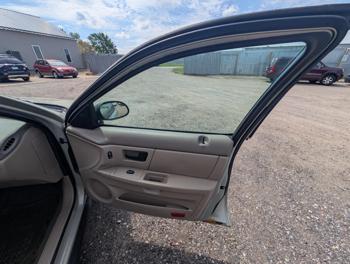 2005 ford taurus se with 78590 miles for sale near elk-river, minnesota ca3fc743d5f84bd680e8101a53c9c4fe.jpg