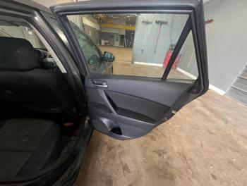 2012 mazda mazda3 i-touring-5-door with 292825 miles for sale near elk-river, minnesota ca858c0670214337bd80142415615802.jpg