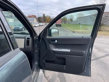 2008 mercury mariner premier-4wd with 191568 miles for sale near elk-river, minnesota cab7458ceb0d40d796f8022bdb620ba2.jpeg