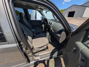 2007 jeep liberty sport-4wd with 128939 miles for sale near elk-river, minnesota cb507bd32b38455f907e6d184228fc7c.jpg