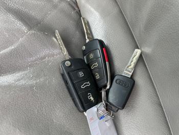 2007 audi a4 3.2-cabriolet-quattro-with-tiptronic with 145631 miles for sale near elk-river, minnesota cb8525f4f0a041d583054545b1bc15bf.jpeg