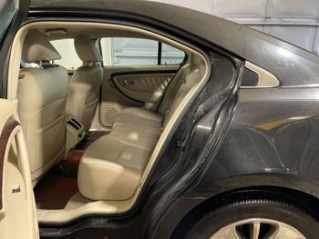 2010 Ford Taurus