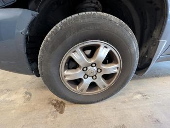 2007 toyota highlander limited-v6-4wd with 179422 miles for sale near elk-river, minnesota cc07ab13a4a54b7fa0a18e643233177c.jpg