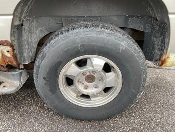 2000 chevrolet suburban k1500-4wd with 214094 miles for sale near elk-river, minnesota cc3b4540c4d740bdab0b16fc00baa69d.jpeg