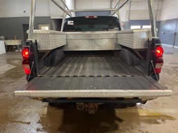 2005 chevrolet silverado-2500hd work-truck with 172710 miles for sale near elk-river, minnesota cc5712e15bb741558dcb19deaebe84bc.jpg
