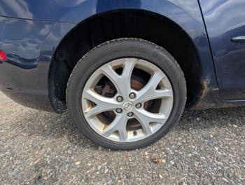 2009 mazda mazda3 i-sport-4-door with 175914 miles for sale near elk-river, minnesota cca54c420fb94ee4bd3c8a3b19cce595.jpg