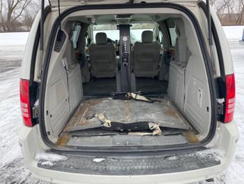 2008 chrysler town-&-country limited with 88271 miles for sale near rochester, minnesota cd03d27250454ef5825fa8c08ec6cff5.jpeg