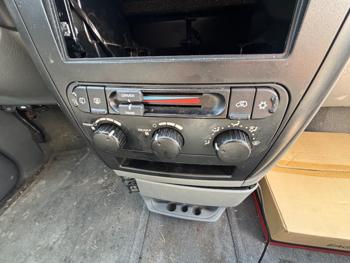 2006 dodge grand-caravan sxt for sale near elk-river, minnesota cd2f5be3151548f6948a4cc7d23b7c48.jpeg
