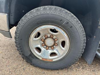 2001 chevrolet silverado-2500hd ext.-cab-4wd with 64139 miles for sale near elk-river, minnesota cd78b162d4af4a07a778a23275205a6a.jpg