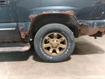 2003 chevrolet suburban 1500-4wd with 287351 miles for sale near elk-river, minnesota ce0f87f4e3864f5cb3aa742c01130ac6.jpg