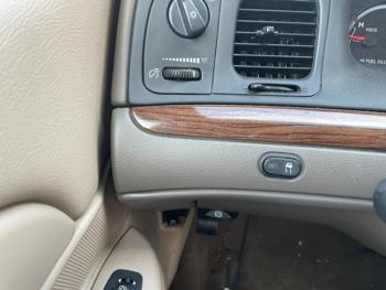 2003 ford crown-victoria lx with 153800 miles for sale near elk-river, minnesota ce1ac345b1224824ae4dd893c966217f.jpg
