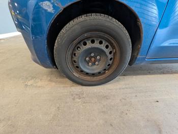 2013 scion xd 5-door-hatchback-4-spd-at with 67040 miles for sale near elk-river, minnesota ce61959382d84b409b9da17752423f47.jpg