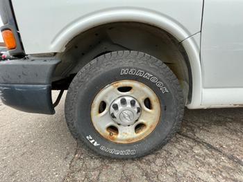 2016 chevrolet express 2500-cargo with 196702 miles for sale near new-hope, minnesota ce62565f5c1047bfaec062ed74b0bf83.jpeg