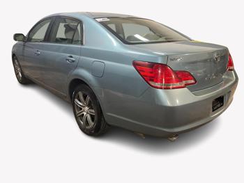 2005 Toyota Avalon