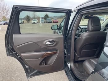 2014 jeep cherokee trailhawk-4wd with 131135 miles for sale near coon-rapids, minnesota ceeb6173697c435891ff077ad7bc7df7.jpeg