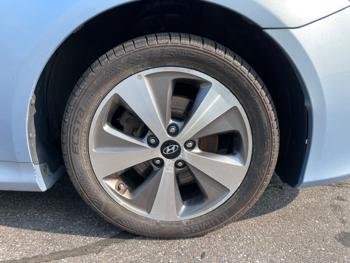 2011 hyundai sonata-hybrid sedan with 119130 miles for sale near elk-river, minnesota cf6c5ca64d7d4ba1b18805f1277f7831.jpeg