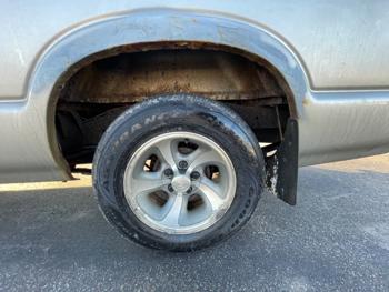 2001 chevrolet s10-pickup ext.-cab-2wd with 146806 miles for sale near elk-river, minnesota cf811bbbf79540ba94bc0311fd6d0add.jpeg