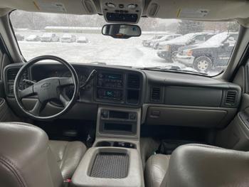 2004 chevrolet suburban 1500-4wd with 177654 miles for sale near fridley, minnesota d0a9ea6ae9fe4c87bdf2ffef06ef28e2.jpeg