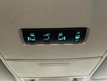 2008 chrysler town-and-country touring-signature with 172420 miles for sale near elk-river, minnesota d10c1b825fa24b8098a528c3e0261a1f.jpg