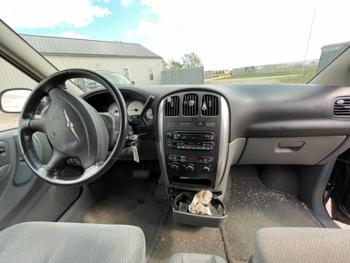 2005 chrysler town-&-country touring with 276798 miles for sale near elk-river, minnesota d128760c4bbd4c86bf7fd6dc36f0f8e8.jpeg