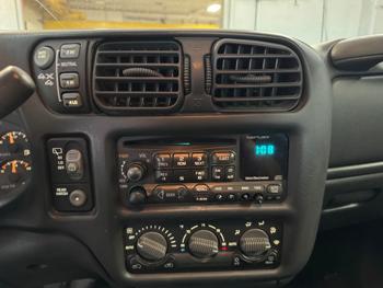 1999 chevrolet blazer 4-door-4wd with 195804 miles for sale near elk-river, minnesota d159ea85f26249cda2c00ea7f1cde398.jpeg