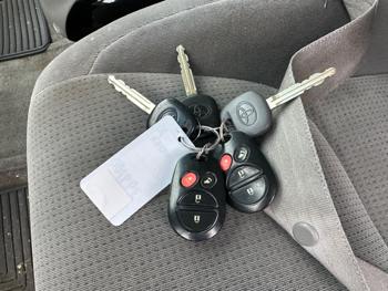 2005 toyota sienna with 254089 miles for sale near elk-river, minnesota d1a96c9ffa1b432e8a902689ae83c2e0.jpeg