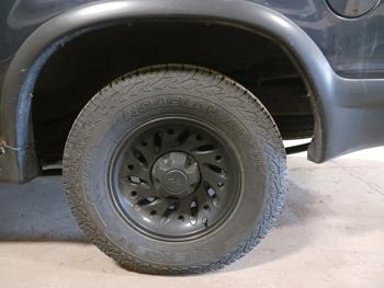 2000 ford explorer sport-2-door-4wd with 125619 miles for sale near elk-river, minnesota d2800a8ce0584872b57a331837d5a88e.jpg