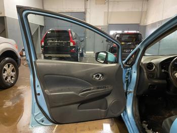 2015 nissan versa-note sv with 161914 miles for sale near elk-river, minnesota d2abeb941cac4b5391dcc5b4425c214e.jpg