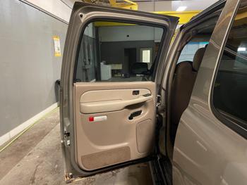 2003 chevrolet suburban 1500 with 332094 miles for sale near elk-river, minnesota d2d6d9d32c7f4f2a8169bb72cc17e3be.jpg