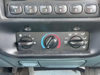 1997 ford explorer xlt-4-door-awd with 172185 miles for sale near elk-river, minnesota d2eb7ab7c1f94dbc868cb5f35794406d.jpeg