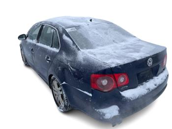 2007 volkswagen jetta 2.5l-w--pkg.-1-&-sunroof with 197375 miles for sale near elk-river, minnesota d32e375ab7bf48919293e8529fa17752.jpg