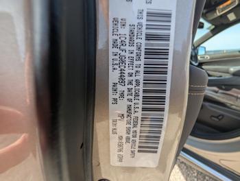 2014 jeep grand-cherokee summit-4wd with 200569 miles for sale near elk-river, minnesota d4923650d1054457bee379c47c0418ba.jpg