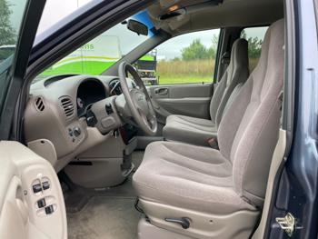 2002 chrysler town-&-country lx with 87452 miles for sale near elk-river, minnesota d528bb0a3e0b454fb8ce3f36a39f34b0.jpeg