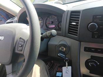2006 jeep grand-cherokee laredo-4wd with 216289 miles for sale near elk-river, minnesota d6229fdee8cc477780e7d1ccd8684f1f.jpg