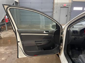 2008 volkswagen rabbit 4-door-s with 119910 miles for sale near elk-river, minnesota d63923697a854c1894432c88f8461308.jpeg