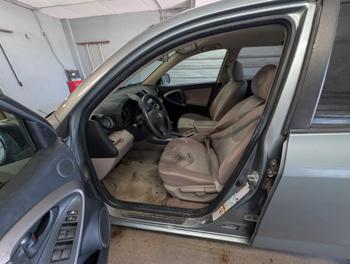 2007 toyota rav4 base-v6-4wd with 227982 miles for sale near elk-river, minnesota d64fa69716d440a19804136600e8345a.jpg