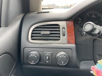 2011 chevrolet suburban lt-1500-4wd with 190440 miles for sale near redwood-falls, minnesota d69c73ec03a8455f81edadf1733acf02.jpeg